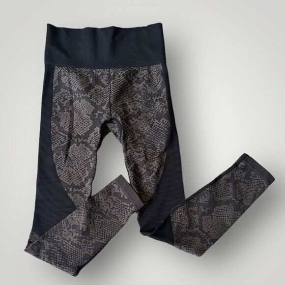 5 for $40 Joy Lab Leggings Women Size XS - Picture 1 of 4